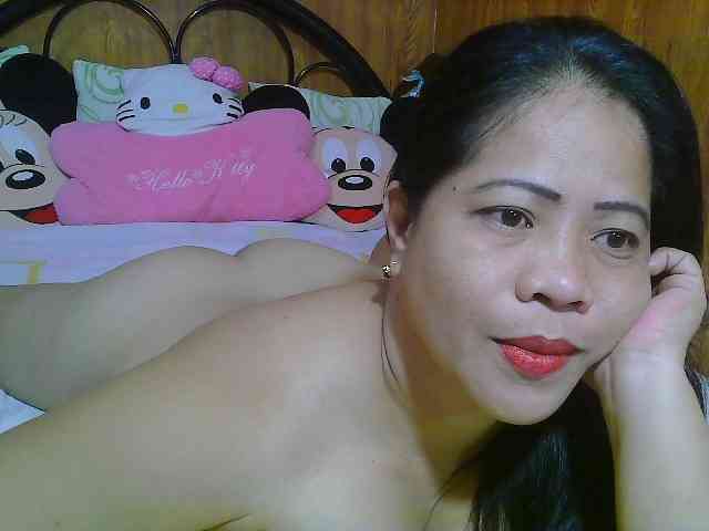 Sweetlips69 webcam