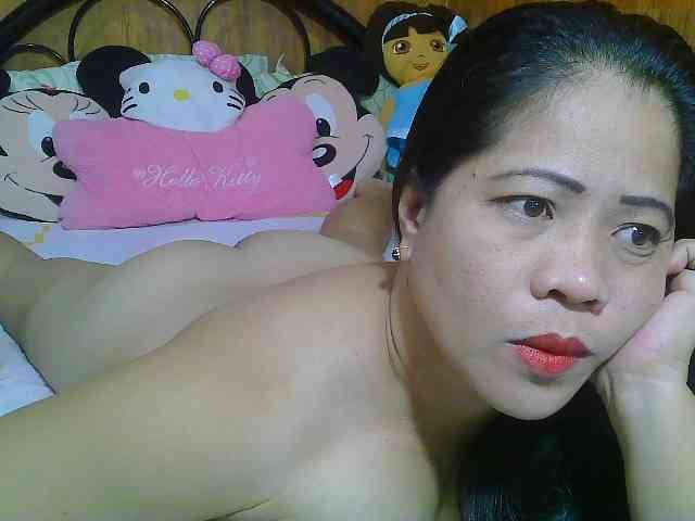 Sweetlips69 webcam