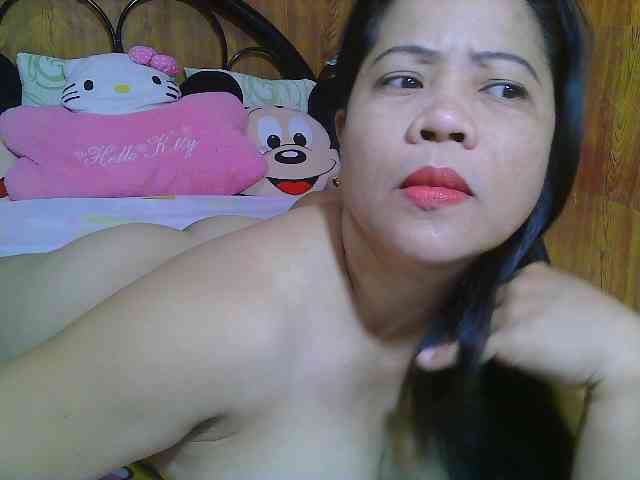 Sweetlips69 webcam