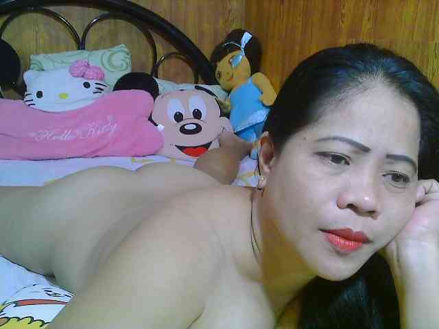 Sweetlips69 webcam