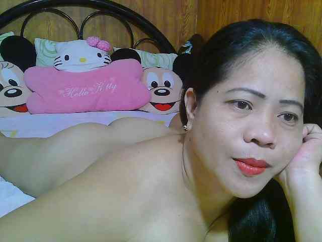 Sweetlips69 webcam