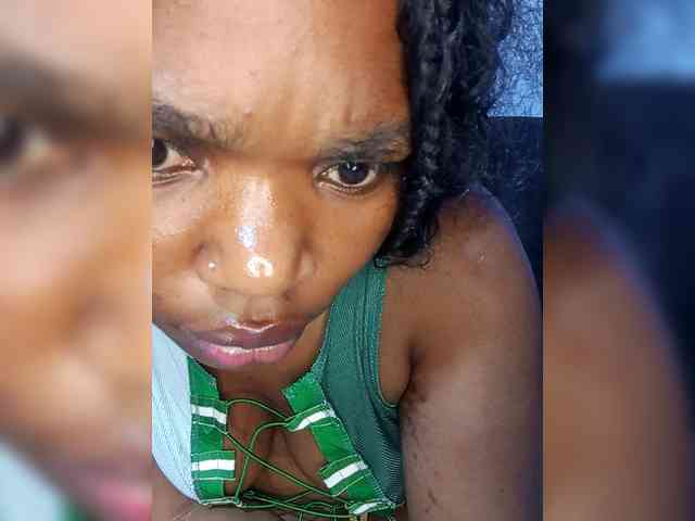 Submissiveebonyslut Submissiveebonyslut