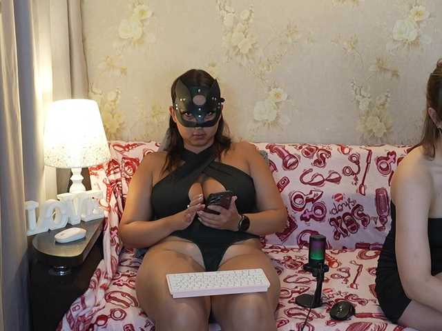 sexlove12002's BongaCams profile