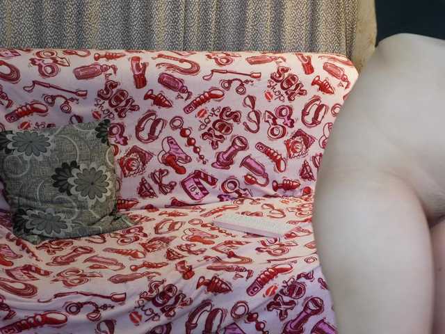 sexlove12002 – webcam model profile photo