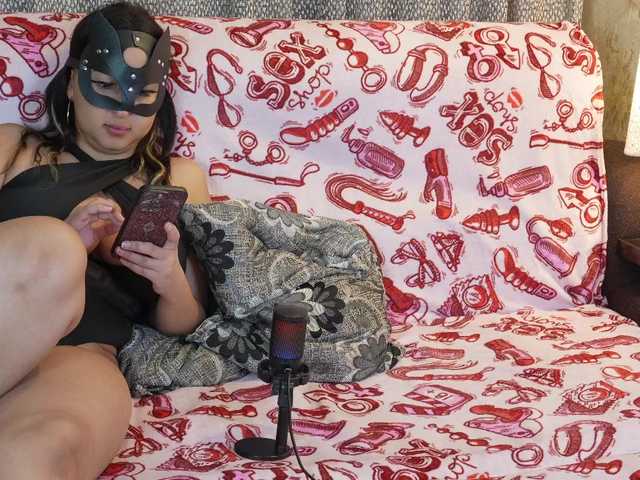 sexlove12002's BongaCams show and profile