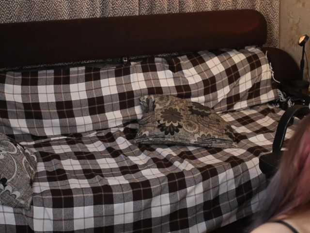 Explore amazing performer Sexlove12002 sexlove12002 from BongaCams