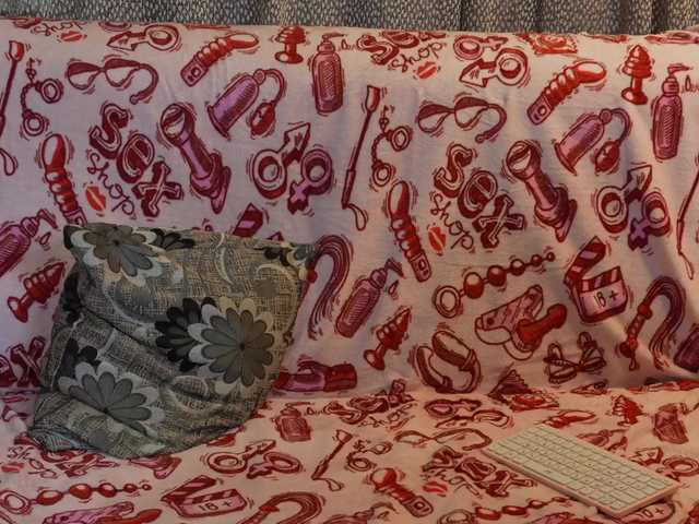 sexlove12002's BongaCams show and profile