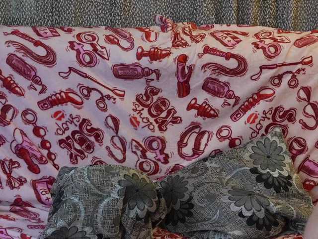 sexlove12002 – webcam model profile photo