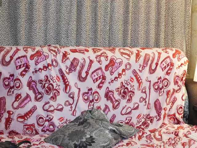 sexlove12002 live room