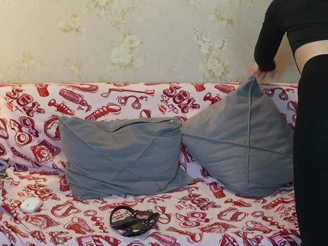 sexlove12002's BongaCams show and profile