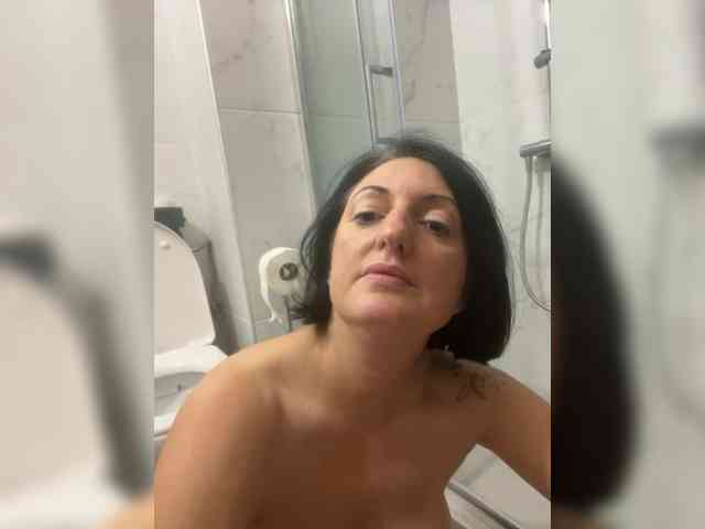 Girlnextdoor94 webcam