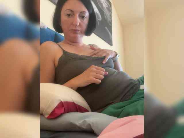 Girlnextdoor94 webcam