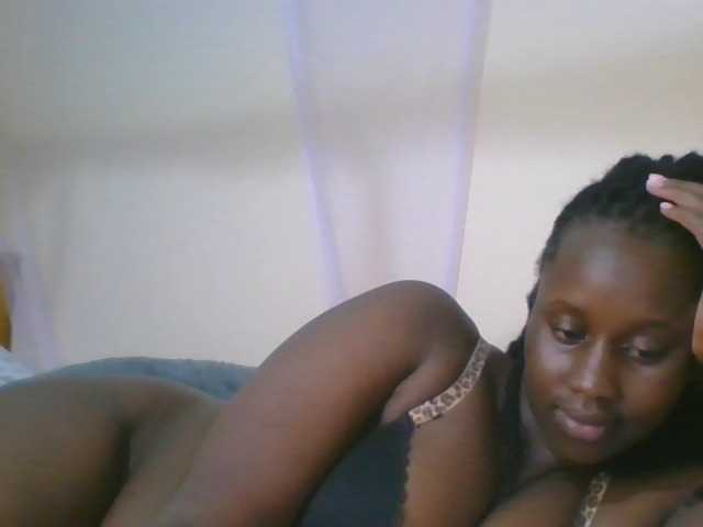 Busty-Barbie webcam bongacams model stream image