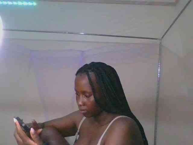 Busty-Barbie Busty-Barbie