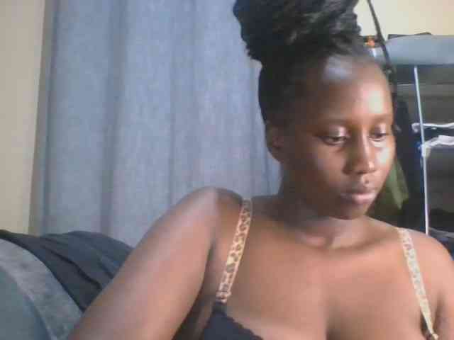 Busty-Barbie Busty-Barbie