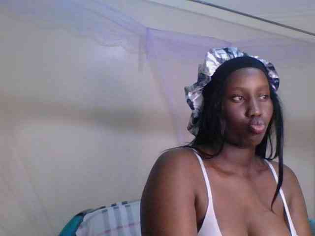Busty-Barbie webcam