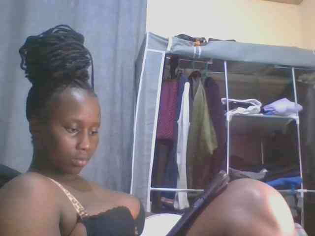 Busty-Barbie Busty-Barbie