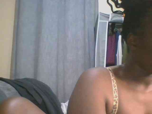 Busty-Barbie Busty-Barbie