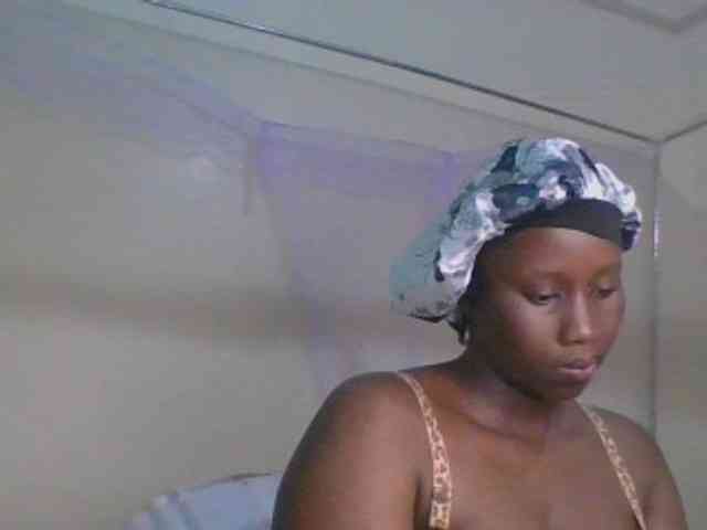 Busty-Barbie webcam