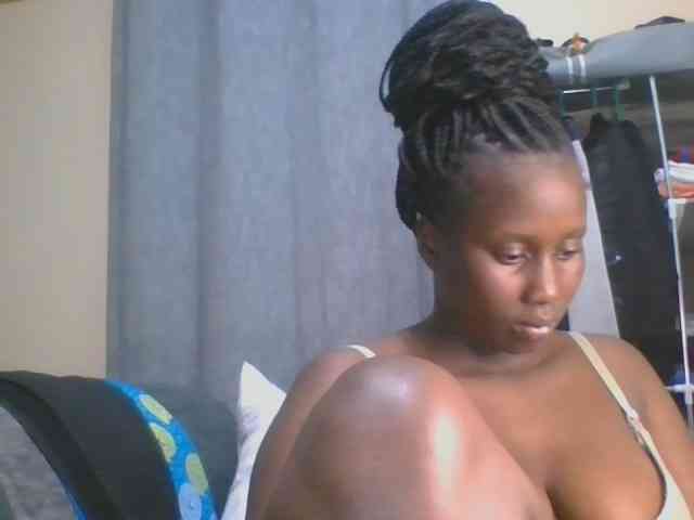 Busty-Barbie Busty-Barbie