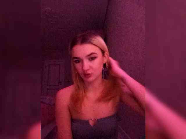 kristibiz webcam