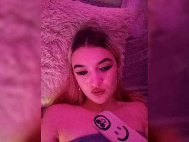 kristibiz webcam