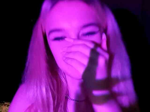 kristibiz webcam