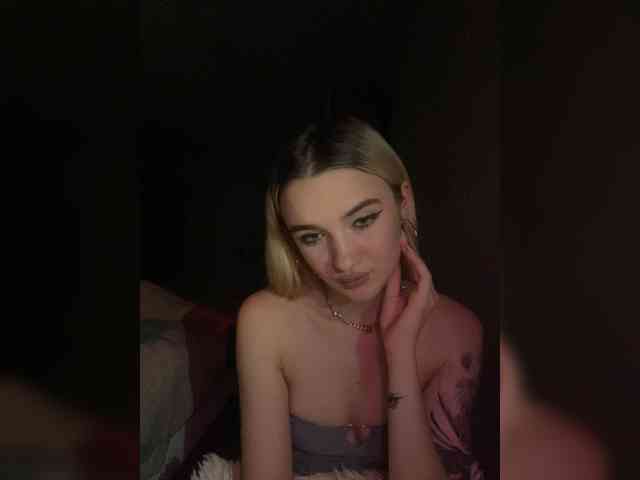 kristibiz webcam