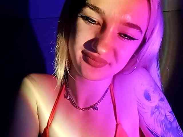 kristibiz webcam