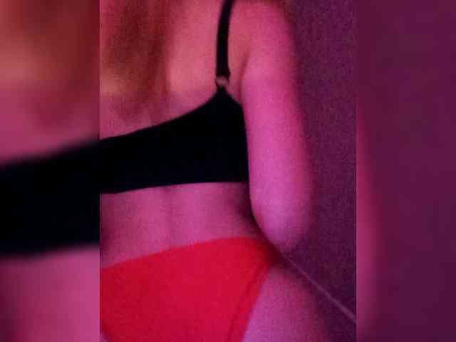 kristibiz webcam