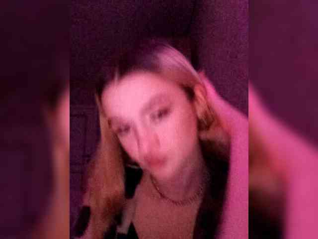 kristibiz webcam