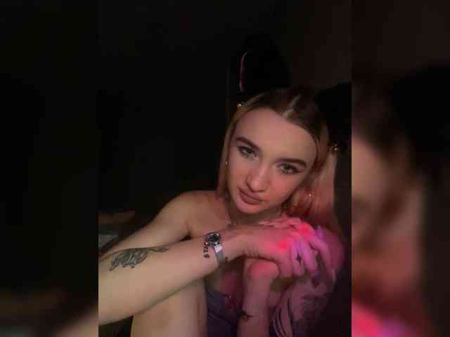 kristibiz webcam