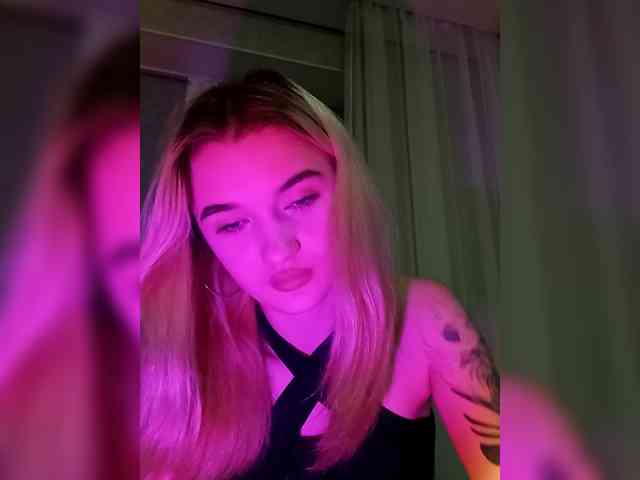 kristibiz webcam