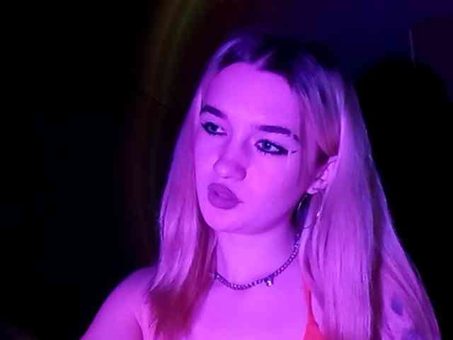 kristibiz webcam