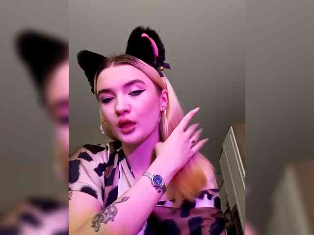 kristibiz webcam