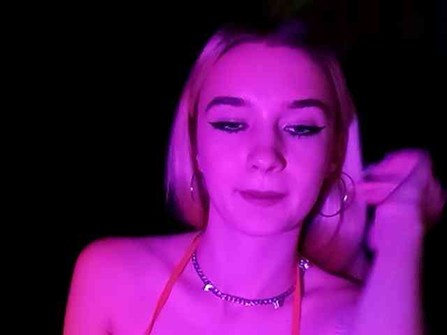 kristibiz webcam