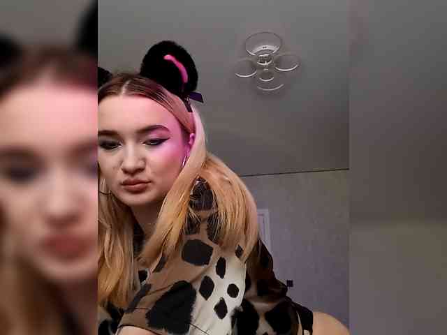 kristibiz webcam