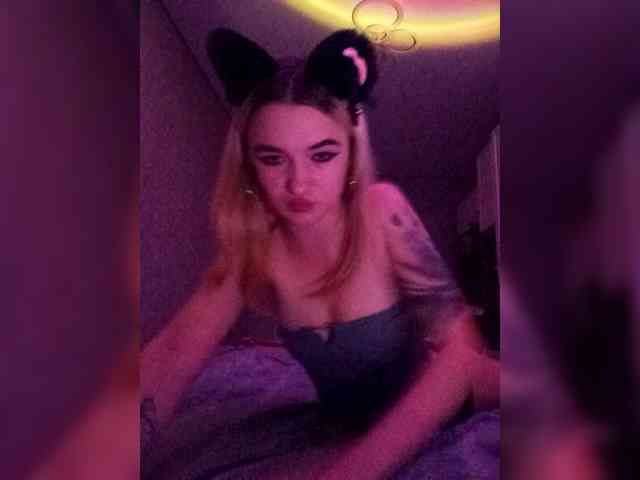 kristibiz webcam