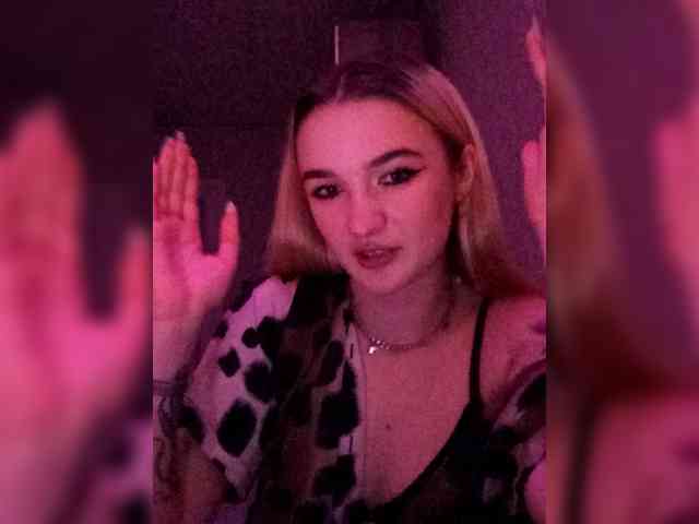 kristibiz webcam