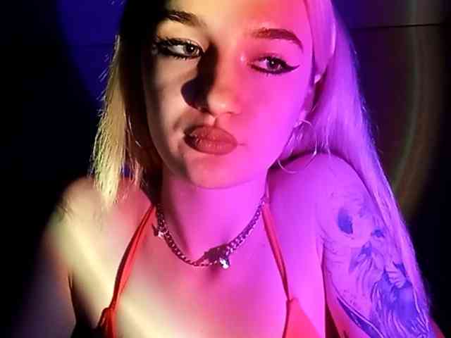 kristibiz webcam