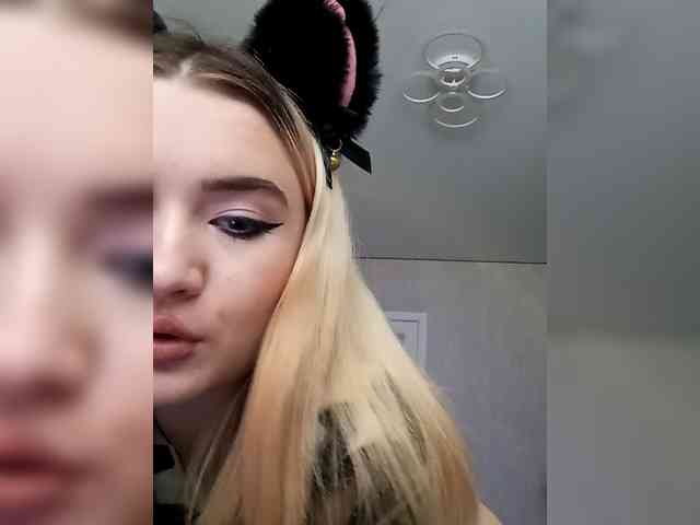 kristibiz webcam