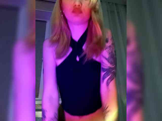 kristibiz webcam
