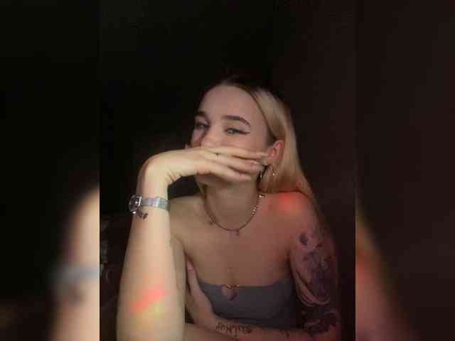 kristibiz webcam