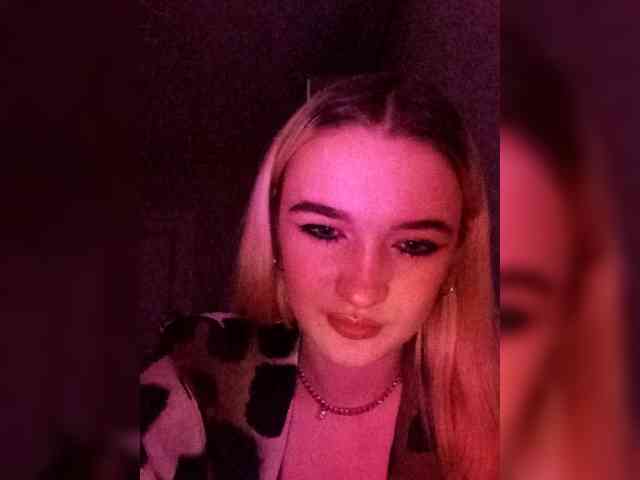 kristibiz webcam