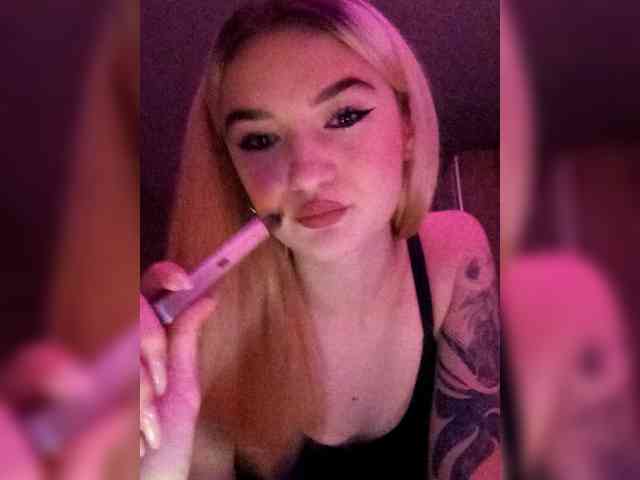 kristibiz webcam