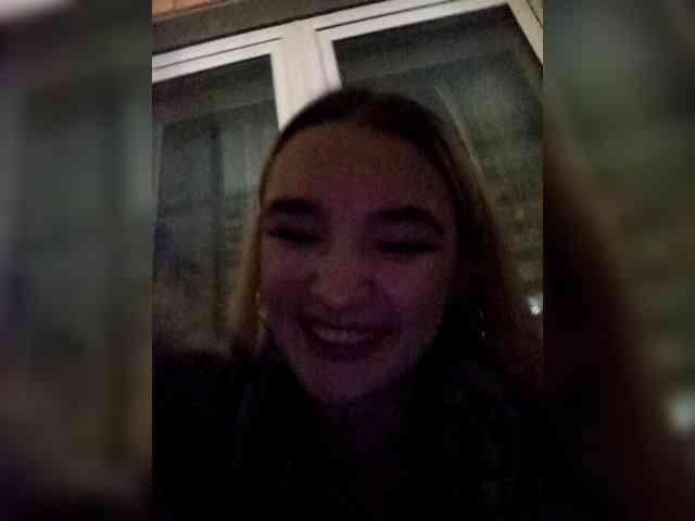 kristibiz webcam