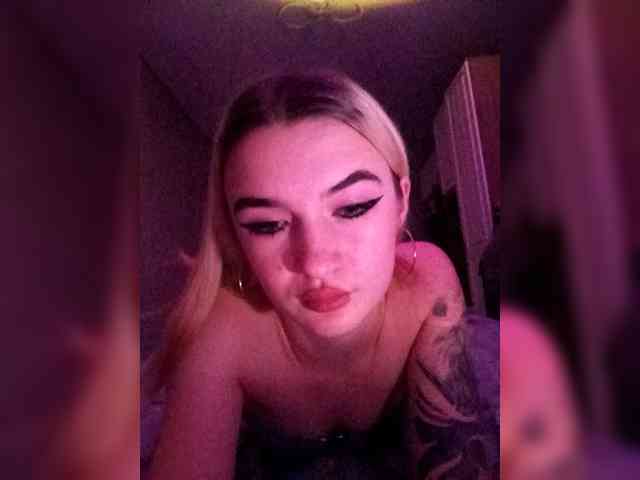 kristibiz webcam