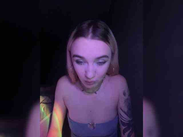 kristibiz webcam