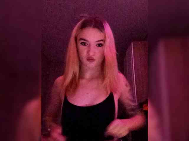 kristibiz webcam
