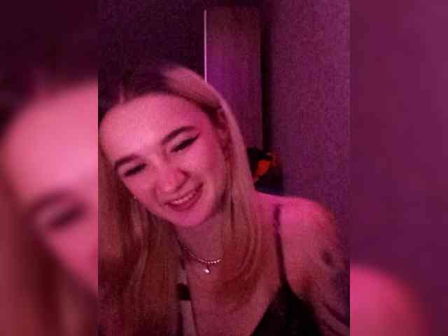 kristibiz webcam